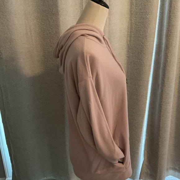 GAIAM Super Soft Pullover Hoodie - Picture 4 of 14